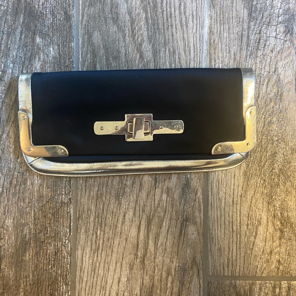 Ann Taylor Clutch